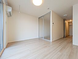 プレミスト VII 1階1LDKのリビング/ダイニング