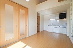 ファミーユとりやま 2階2LDKのリビング/ダイニング