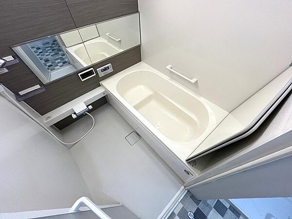 浴室を拡大表示