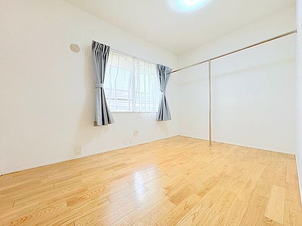 寝室を拡大表示