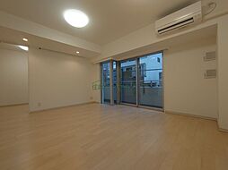 都営浅草線 宝町駅 徒歩3分の賃貸マンション 2階1LDKのリビング/ダイニング