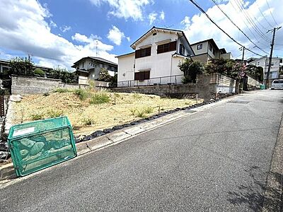 外観：外観写真です！南向きのため陽当たり良好です♪