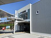 JR奈良線　六地蔵駅 440m