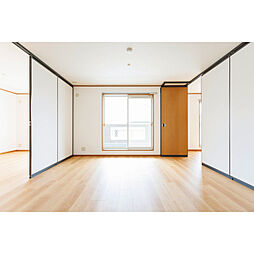 ティンバー・ヒルズ 0202 2階3LDKのリビング/ダイニング