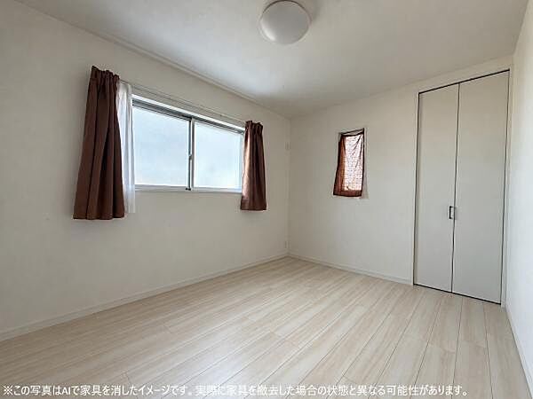 洋室を拡大表示