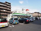 ファミリーマート 市川二俣店 203m
