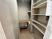 本画像は現状の写真を元に、一部CGで家具等を消した画像です。