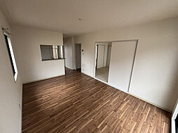 JR山陽本線 高島駅 徒歩16分の賃貸アパート 1階2LDKのリビング/ダイニング