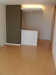 グランメゾン新保 3階1LDKのリビング/ダイニング