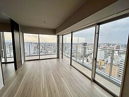 ライオンズタワー岡山千日前 11階3LDKのリビング/ダイニング