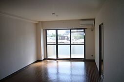 岡山電気軌道東山本線 中納言駅 徒歩12分の賃貸マンション 4階3LDKのリビング/ダイニング