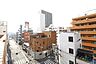 その他：都市の活気を感じさせる眺望。多様な建物が織りなす街並みは、毎日異なる表情を見せてくれます。