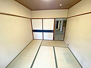きれいです　畳もしっかりしています