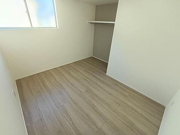 洋室を拡大表示