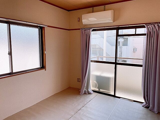 寝室