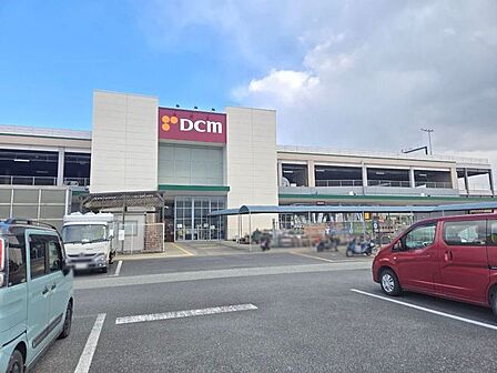 DCM大和郡山店 徒歩20分。 1530m