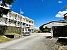 周辺：奈良市立登美ヶ丘小学校 徒歩10分。 800m