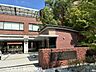 周辺：同志社国際中学校・高等学校中高一貫校です。 950m