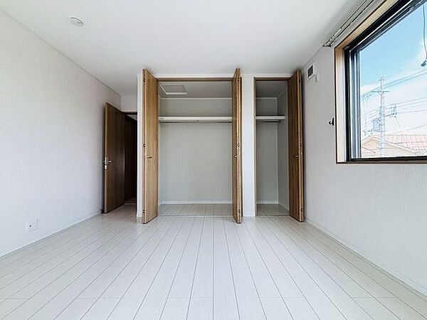 洋室を拡大表示