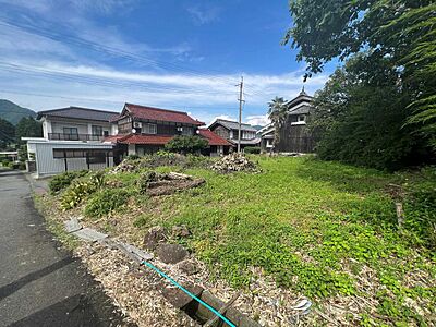 外観：【建築条件なし】お好きな工務店・ハウスメーカーで建築できます！角地で高台にあるため日当たりが良いです♪