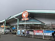 コメリハード＆グリーン舞鶴田中店 徒歩49分。 3860m
