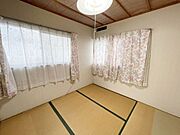 落ち着いた雰囲気で寝室や客間にもピッタリです。