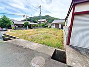 南東から見た現地です。