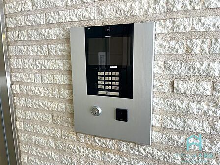 オートロック付きのマンションです♪