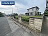 外観：前面道路