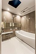 ユニットバスは戸建てにも採用されることが多い、1620サイズ。