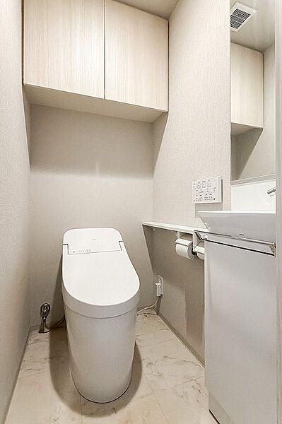 トイレを拡大表示