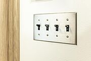 コンセントスイッチ