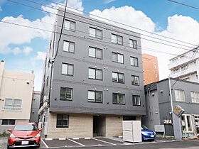 ラグジースペースＳ13  ｜ 北海道札幌市中央区南十三条西7丁目（賃貸マンション1LDK・3階・30.00㎡） その1