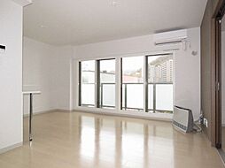 ＡＲＲＯＷＳ南円山 1階2LDKのリビング/ダイニング