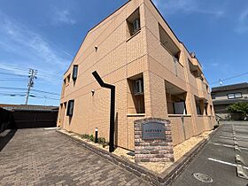 香川県高松市今里町（賃貸アパート1LDK・1階・36.00㎡） その1