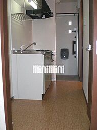 エルシャトーカロン 204 2階1Kのリビング/ダイニング