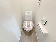 嬉しい温水洗浄便座付きトイレ モデル棟