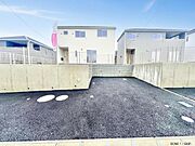 駐車場 モデル棟