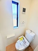 温水洗浄便座付きトイレ モデル棟