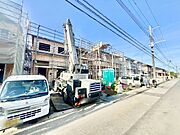 現況；建築中