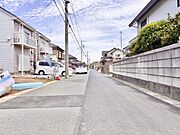 接道状況：南側約5.5ｍ公道