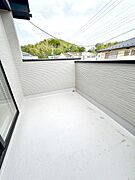 広々としたバルコニー