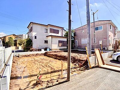 外観:現況;建築中 外観:現況;建築中