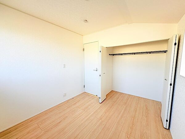 洋室を拡大表示