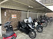【バイク置き場】敷地内にバイク置き場があります！