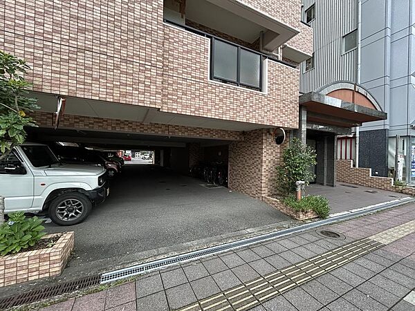 駐車場を拡大表示