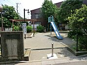 西巣鴨四丁目児童遊園まで約545m
