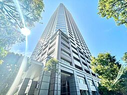 小学校入学前の子どもを持つ家庭の約6割が「家族や子どものため」に購入を希望。入学後の転校を避け、広い空間でのびのび育てたいなどの親心が、家探しのきっかけになっているようです。
