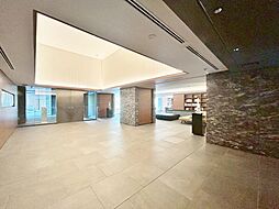 訪れる方へ古来からの伝統美を伝えてくれる空間です。温故知新のコンセプトを静かに力強く表現しています。