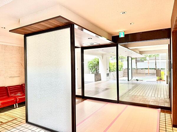 エントランスを拡大表示